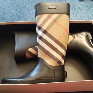 Burberry Rainboots